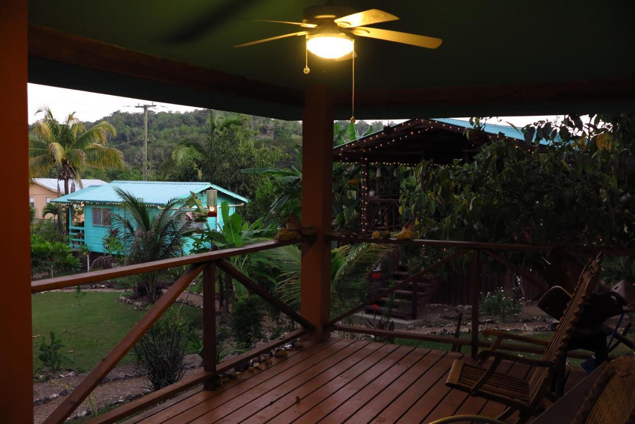 Maya Hill Lodge Black Man Eddy Exterior foto